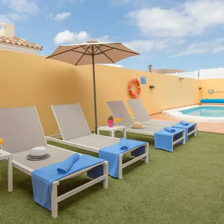 Villa Bella Lucia 1. Piscina Climatizada, Wifi, Bbq. *