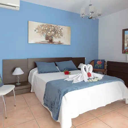 Bella Lucia 1. Piscina Climatizada, Wifi, Bbq. * Corralejo